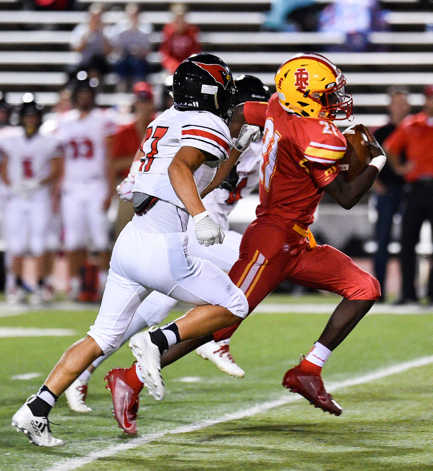 090619-mda-spt-rocky-football-047a.jpg
